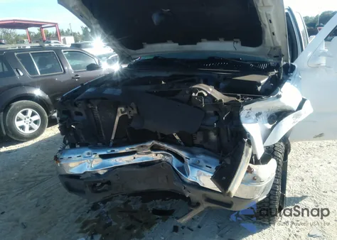 2004 Chevrolet Silverado 2500Hd Ls z USA, uszkodzony, nr VIN 1GCHK23124F141460